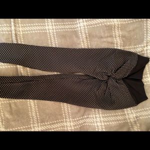 2 ruched butt-lifting leggings - BRAND NEW !